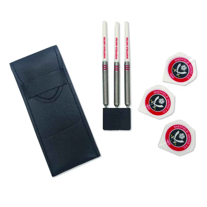 Closer look at Blades Darts Set, main
