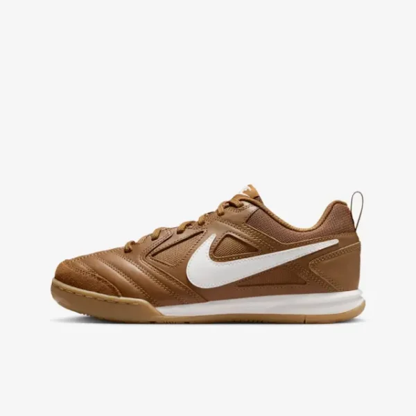 main product shot featuring Nike Gato Light British Tan Gum Light Brown Ivory Archaeo Brown (GS)