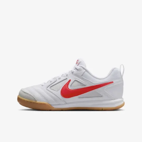 Nike Gato White Gum Yellow University Red (GS) visual highlighting the main view