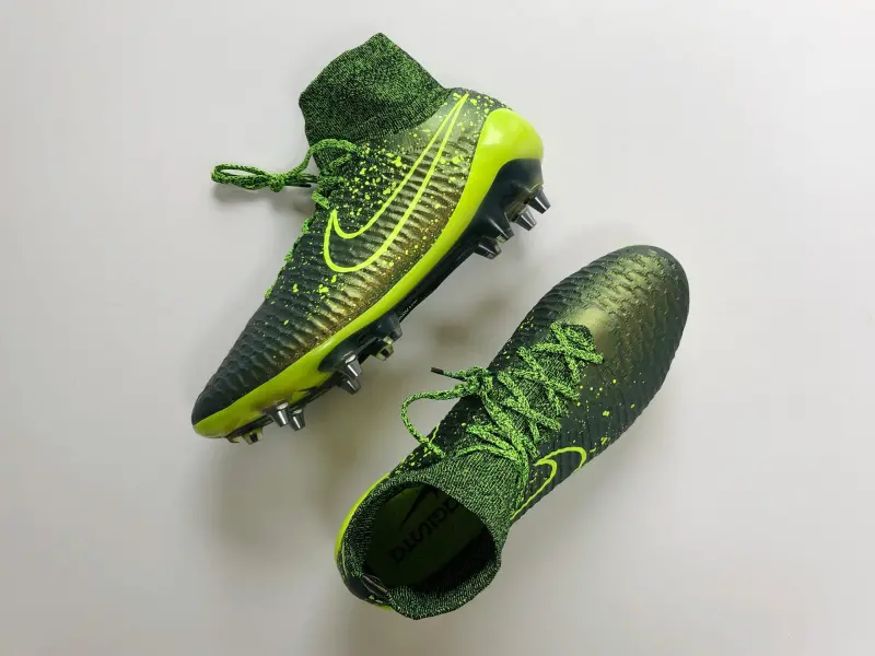Detailed alternate image of Nike Magista Obra Electro Flare Pack - Dark Citron / Volt SG Pro