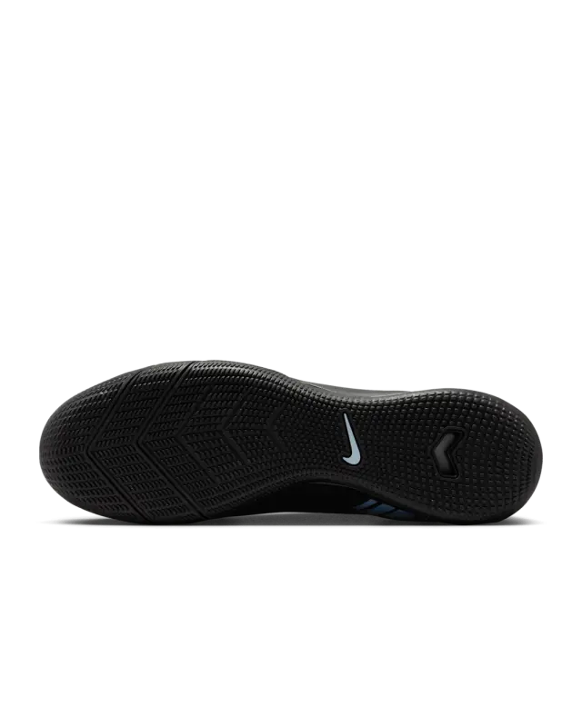 Product photography of Nike Mercurial Superfly 10 Academy IC Shadow Pack, alternate