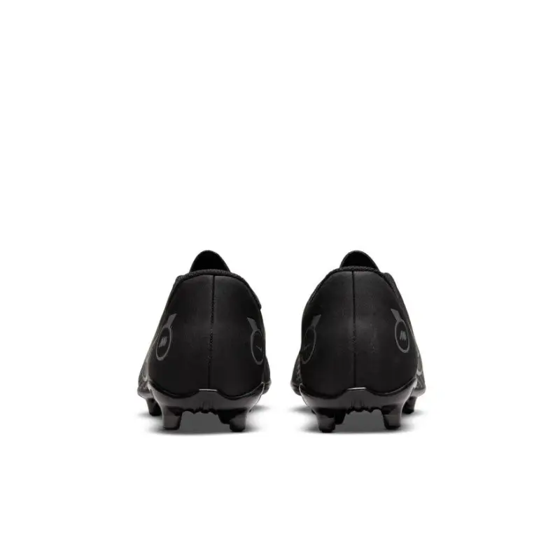 Nike Mercurial Vapor 14 Club FG/MG Jr (Black/Silver) displayed in a alternate image