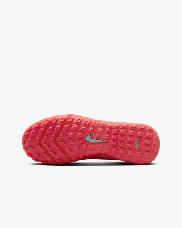 Shop image of Nike Mercurial Vapor 16 Academy TF Mad Energy Pack (GS) in alternate view