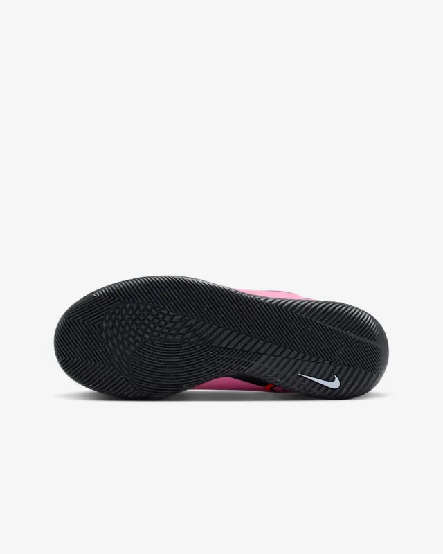 alternate product shot featuring Nike Mercurial Vapor 16 Club IC Scary Good Pack (GS)