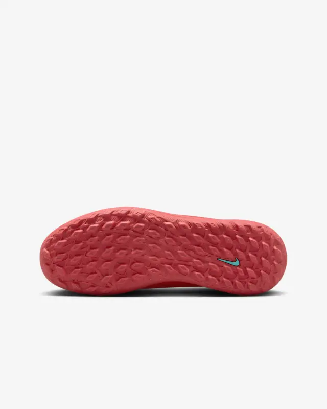 Product photography of Nike Mercurial Vapor 16 Club TF Mad Energy Pack (GS), alternate