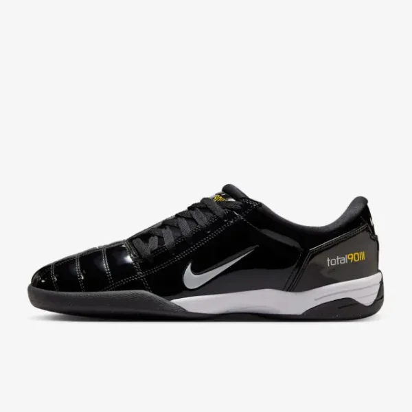 Nike Total 90 3 SP Black pictured from a main angle