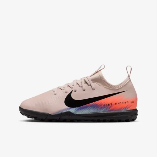 Shop image of Nike Zoom Mercurial Vapor 16 Academy TF United 002 Pack (GS) in main view