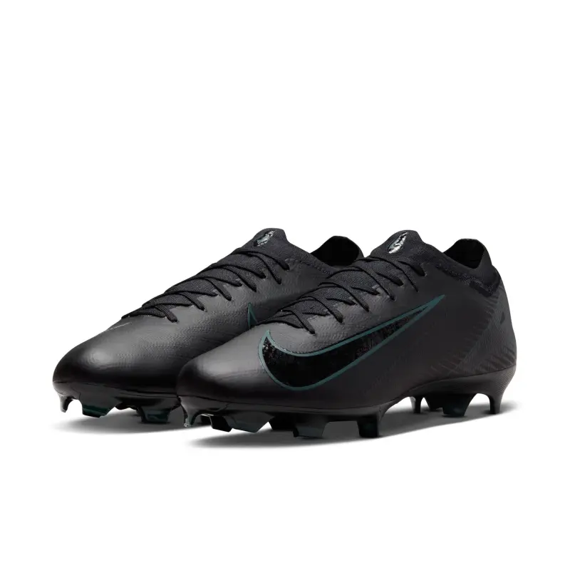 Main View of Nike Zoom Mercurial Vapor 16 Pro FG (Black/Green) Product photography of Nike Zoom Mercurial Vapor 16 Pro FG (Black/Green), main