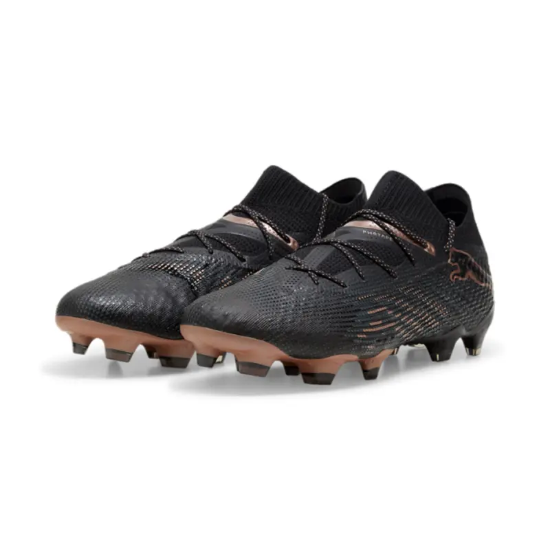 main product shot featuring PUMA Future 7 Ultimate FG/AG (Black/Copper)