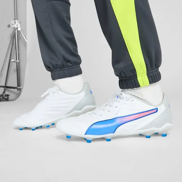 alternate photo showcasing Puma King Pro FG AG 'Formula Pack'