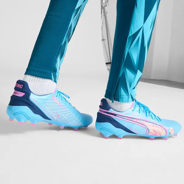 Puma King Ultimate FG/AG Volume Up Pack pictured from a alternate angle