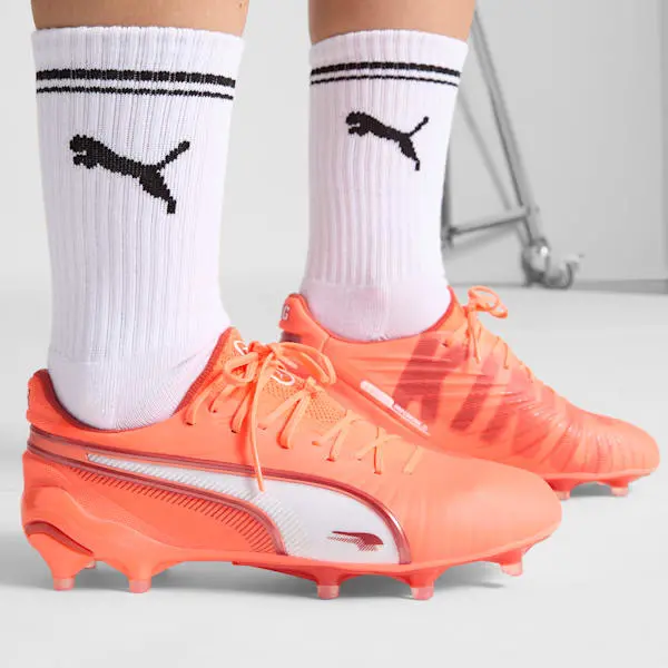 alternate photo showcasing Puma Wmns King Ultimate FG AG 'Unlimited Pack'