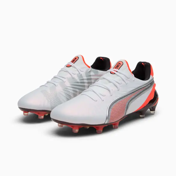 Product photography of Puma Wmns King Ultimate FG AG 'Untamed Pack', alternate